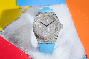 Avi & Co. Iced Collection: Color in Motion Blue Strap, 18K White Gold, 40 mm
