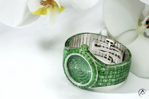 HUE by Avi & Co. Green Tsavorite Watch, 18K White Gold, 37 mm