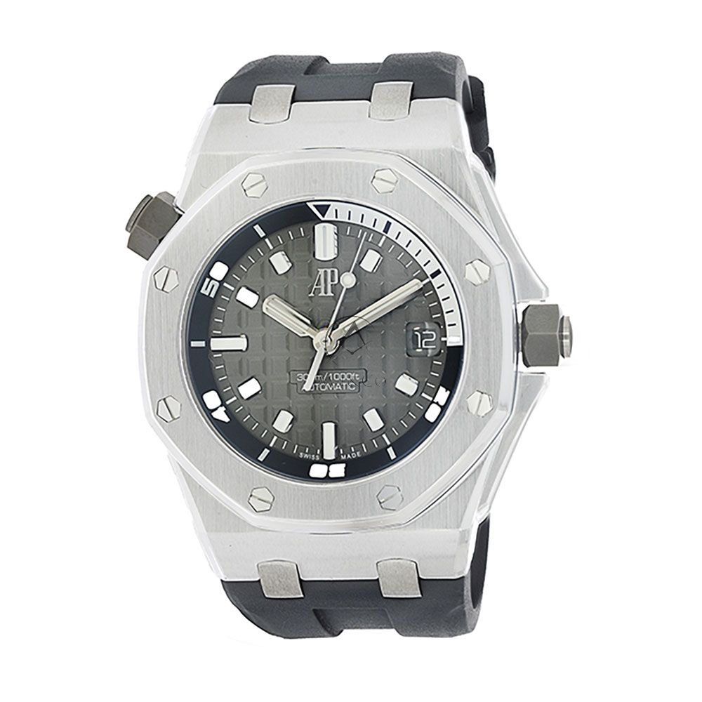 Royal Oak Offshore, Reference 25807ST | A stainless steel triple calendar  bracelet watch, Circa 1996 | 愛彼 | 皇家橡樹離岸型系列 型號25807ST| 精鋼全日曆鏈帶腕錶，約1996年製 |  Important Watches II | 2023 | Sotheby's