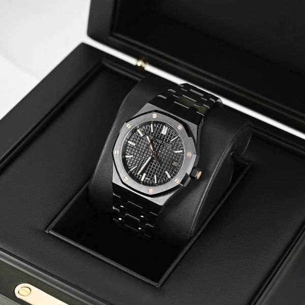 Audemars Piguet Royal Oak 77350CE, Black Ceramic, Black Dial, 34