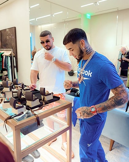 Anuel Avi & Co.jpg