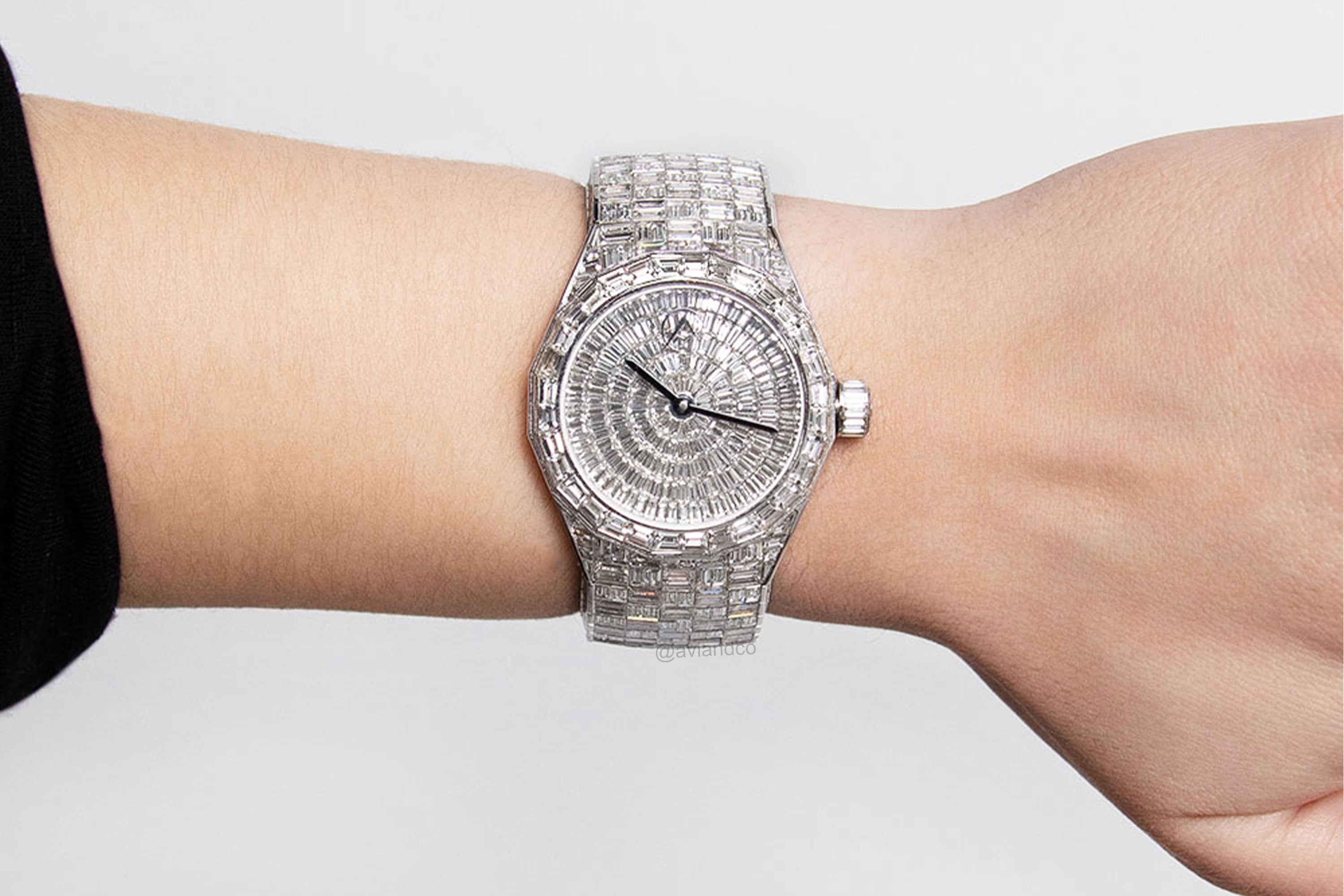 Avi & Co. Iced Collection AH23, 18K White Gold, Diamond Dial