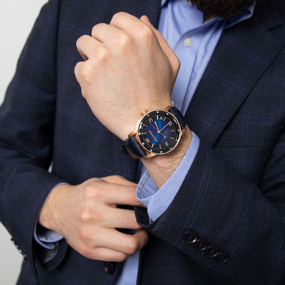 Audemars Piguet Code 11.59, 18K rose gold, lacquered blue dial