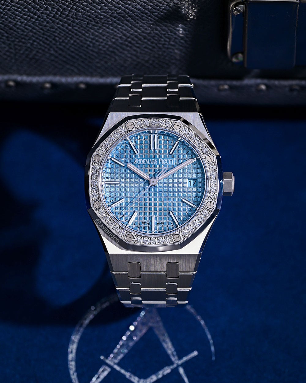 Audemars Piguet Royal Oak, Steel, Diamond Bezel, Blue Dial, 37 mm