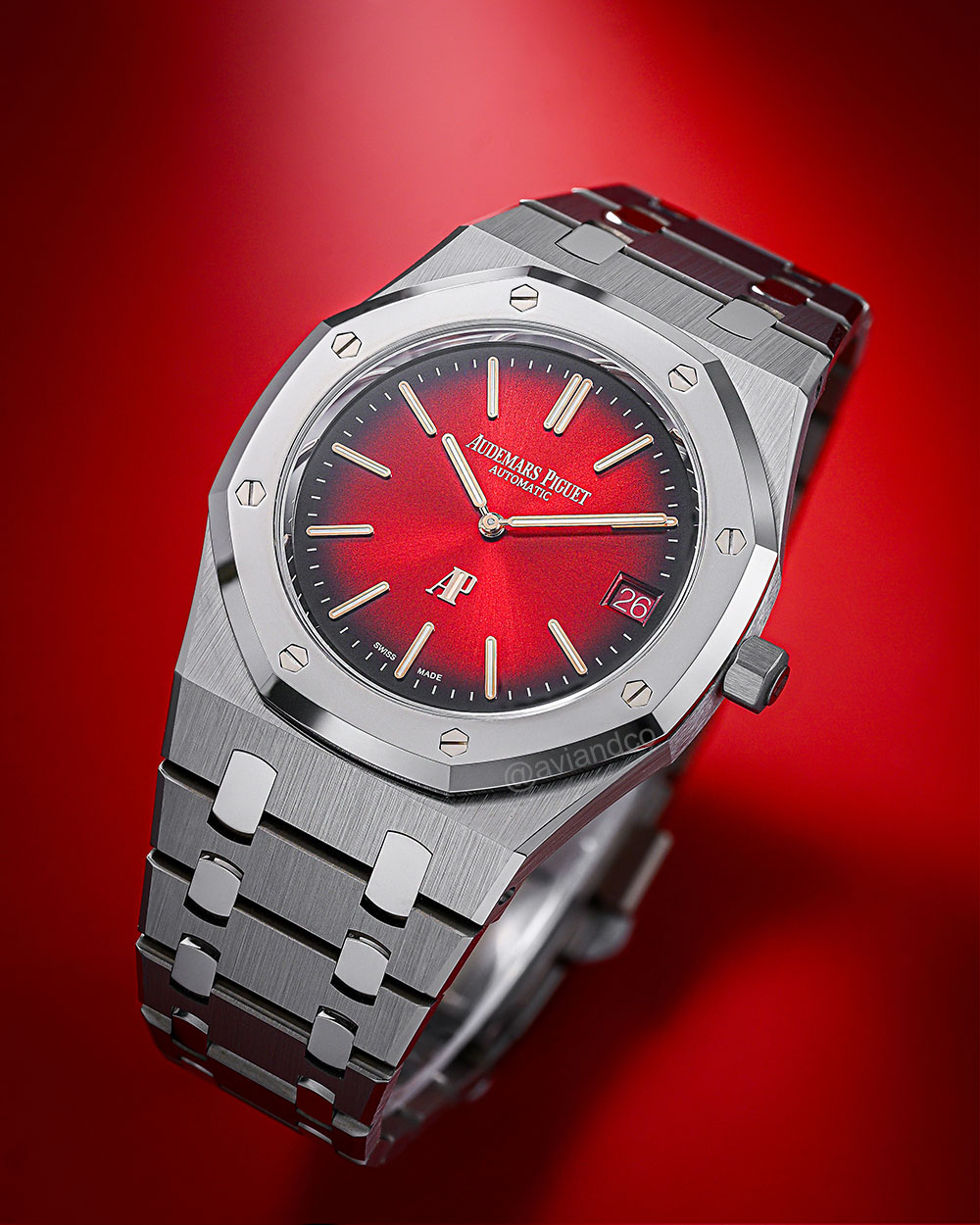 Audemars Piguet Royal Oak “Jumbo” Extra-Thin, Titanium, Smoked Burgundy Dial, 39 mm
