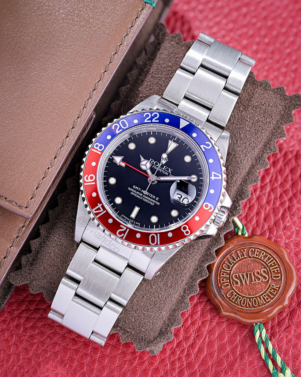 Rolex GMT-Master II, Stainless Steel, Black Dial, 40 mm