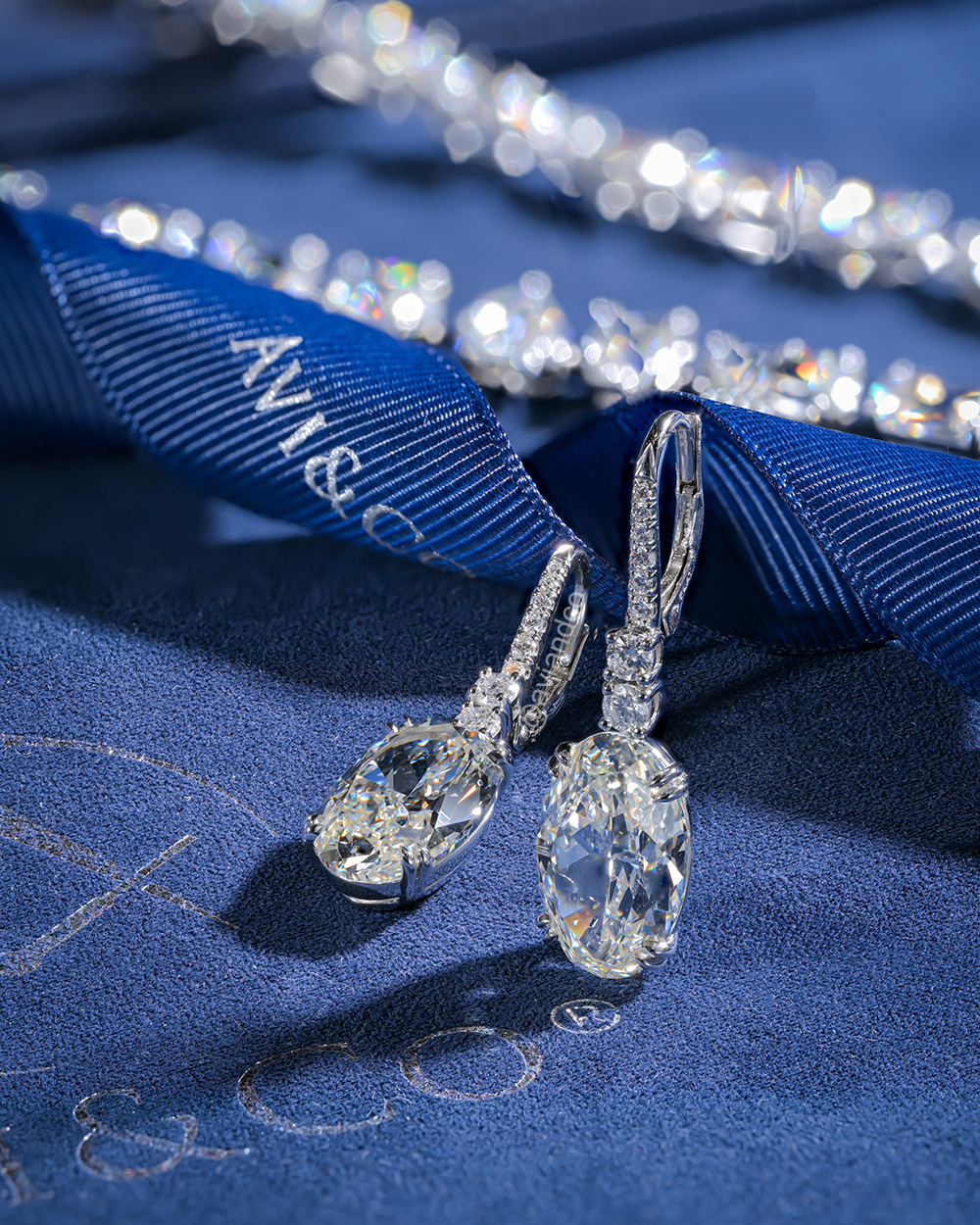 Shop our luxury jewelry collection at Avi & Co.