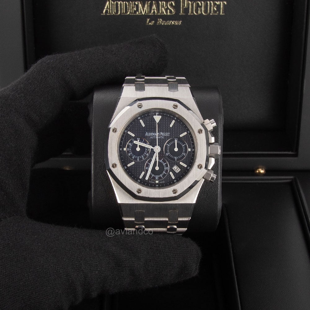 Audemars Piguet Royal Oak Chronograph, Stainless Steel, Black Dial, 39 mm