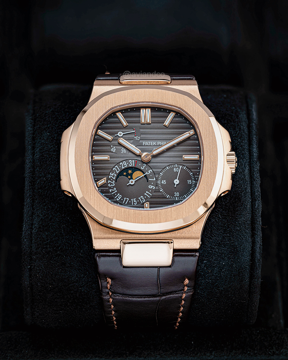 Patek Philippe Nautilus 5712, Moon Phases, 18K Rose Gold, Black Brown Index Dial