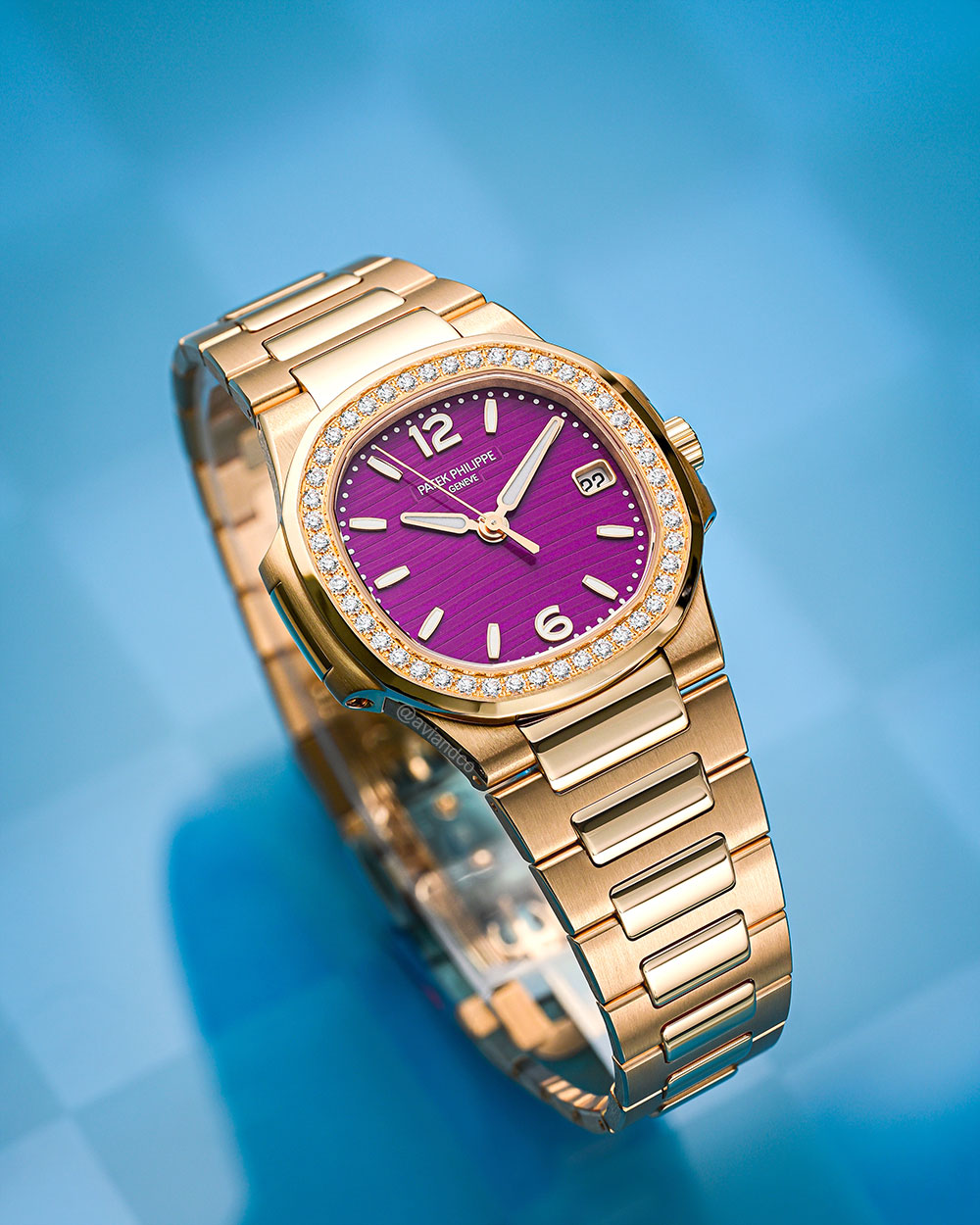 Patek Philippe Nautilus, 18K Rose Gold, Diamond Bezel, Purple Dial