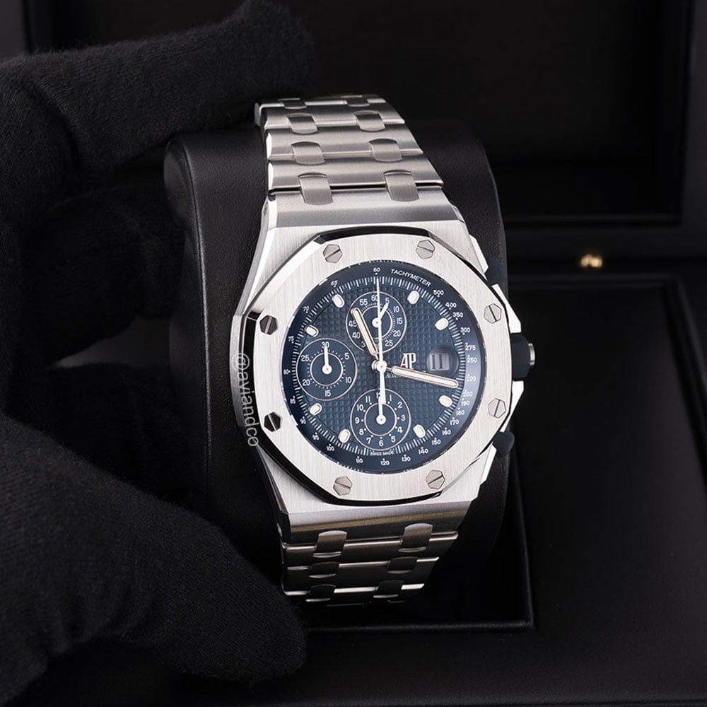 Audemars Piguet Royal Oak Offshore 26237ST, Steel, Blue Dial, 42 mm