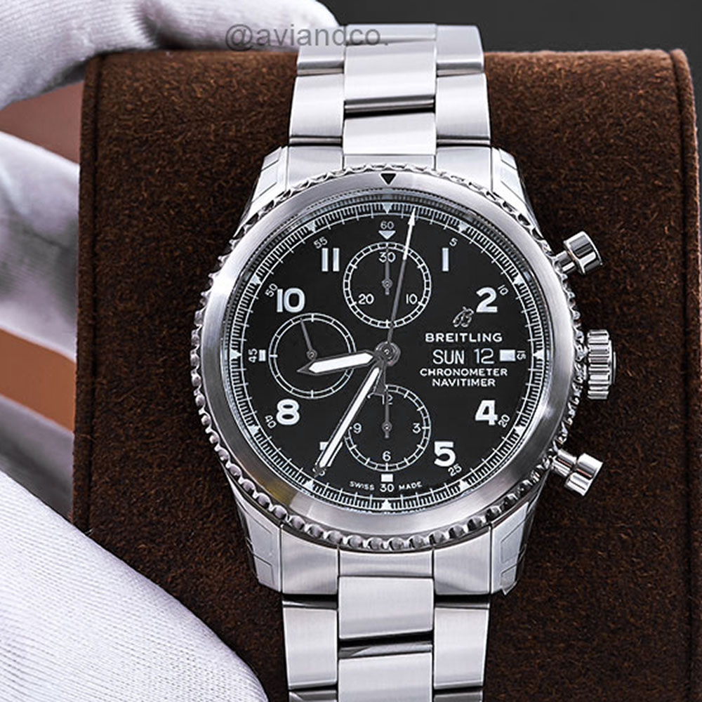 Breitling Navitimer 8, steel, black Arabic numeral dial, 43 mm