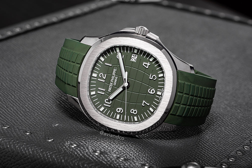 Patek Philippe Aquanaut, 18K white gold, green dial