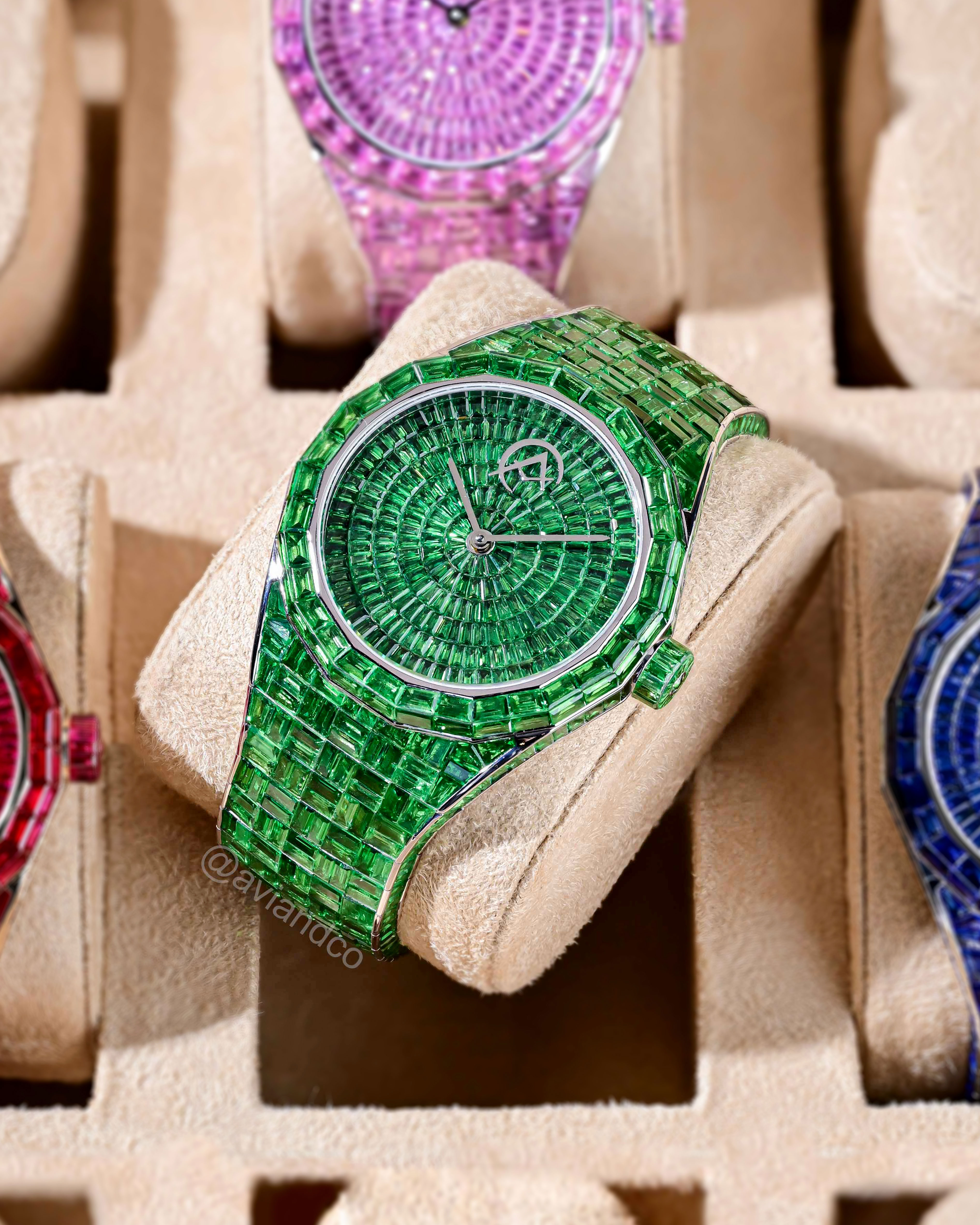 Avi & Co. Hue green watch