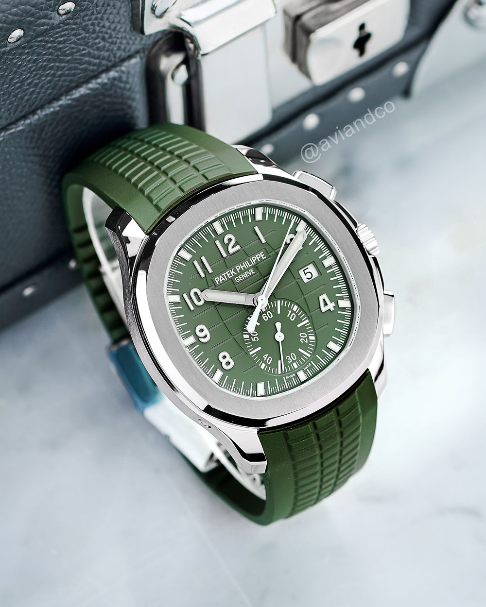 Patek Philippe Aquanaut, 18K White Gold, Green Dial