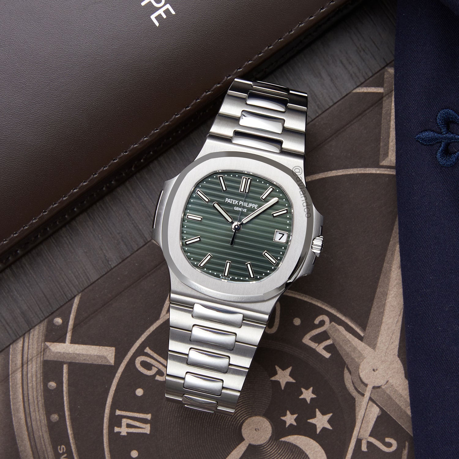 Patek Philippe Nautilus 5711, Stainless Steel, Olive Green Index Dial, 40 mm