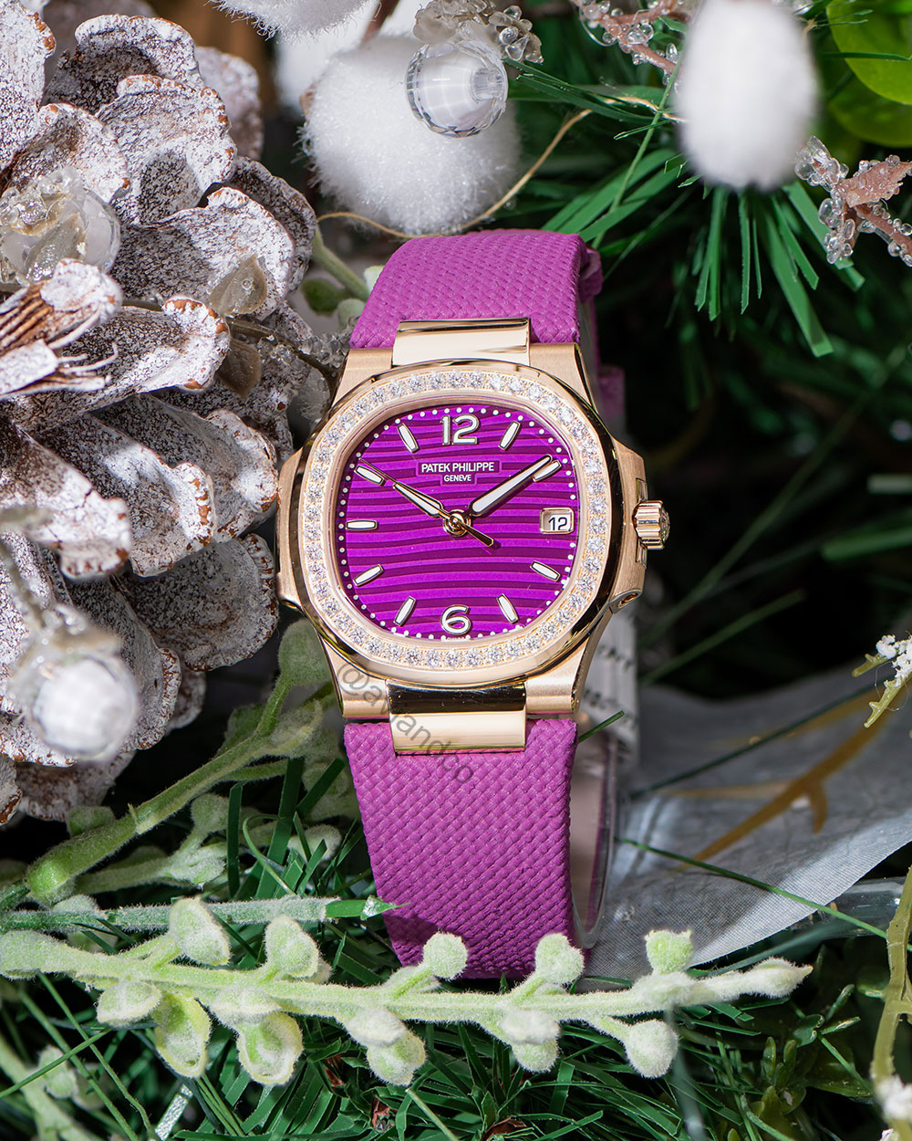 Patek Philippe Nautilus, 18K Rose Gold, Diamond Bezel, Purple Dial