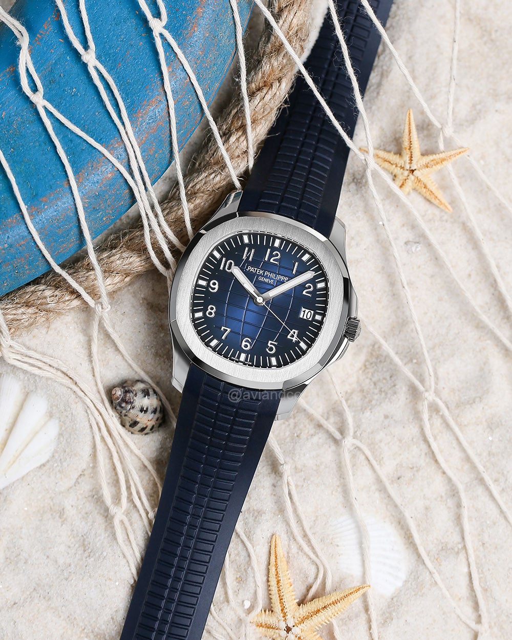 Patek Philippe Aquanaut, 18K White Gold, Blue Arabic Dial, 42 mm