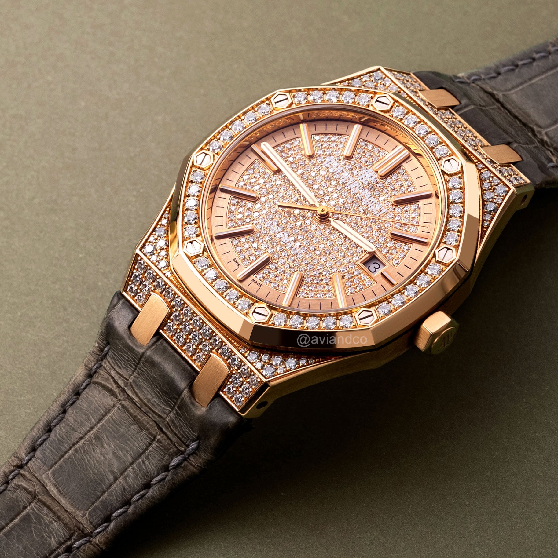 Audemars Piguet Royal Oak, 18K rose gold, pave diamond dial
