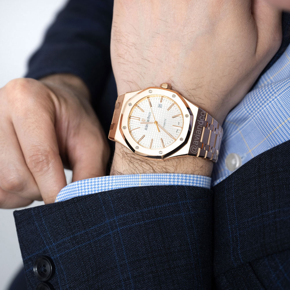 Audemars Piguet Royal Oak, 18K rose gold, silver index dial, 41 mm