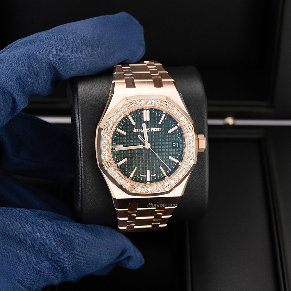 Audemars Piguet Royal Oak, 18K Rose Gold, Khaki Grand Tapisserie Dial, Diamond Bezel