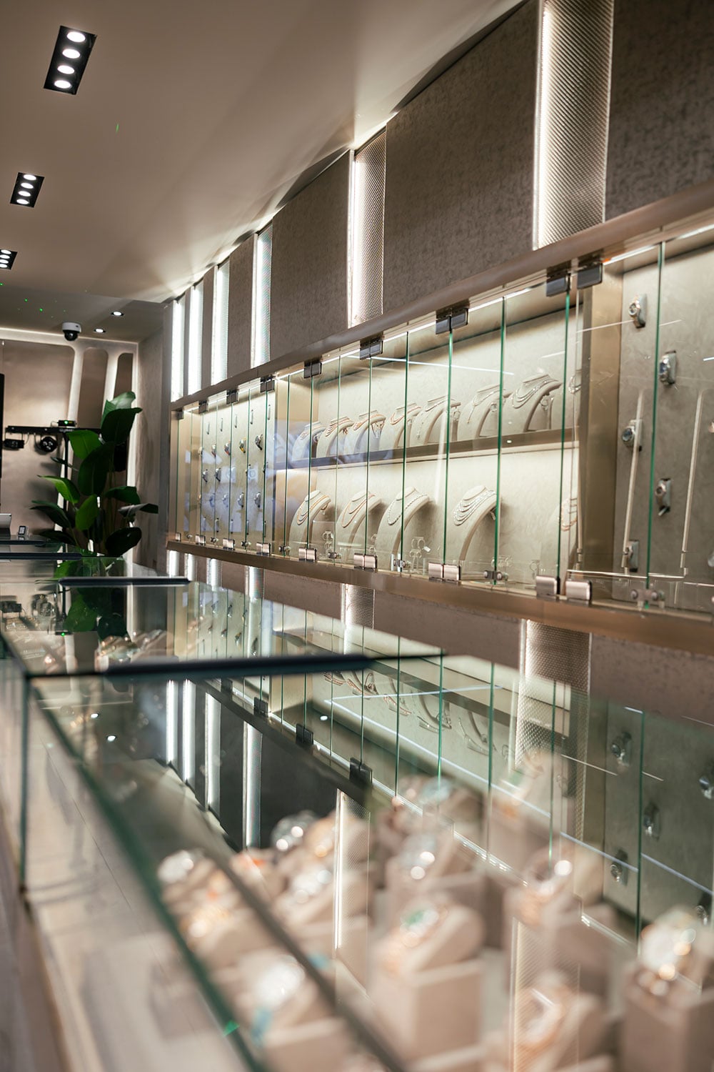 Avi & Co.’s upscale Miami showroom