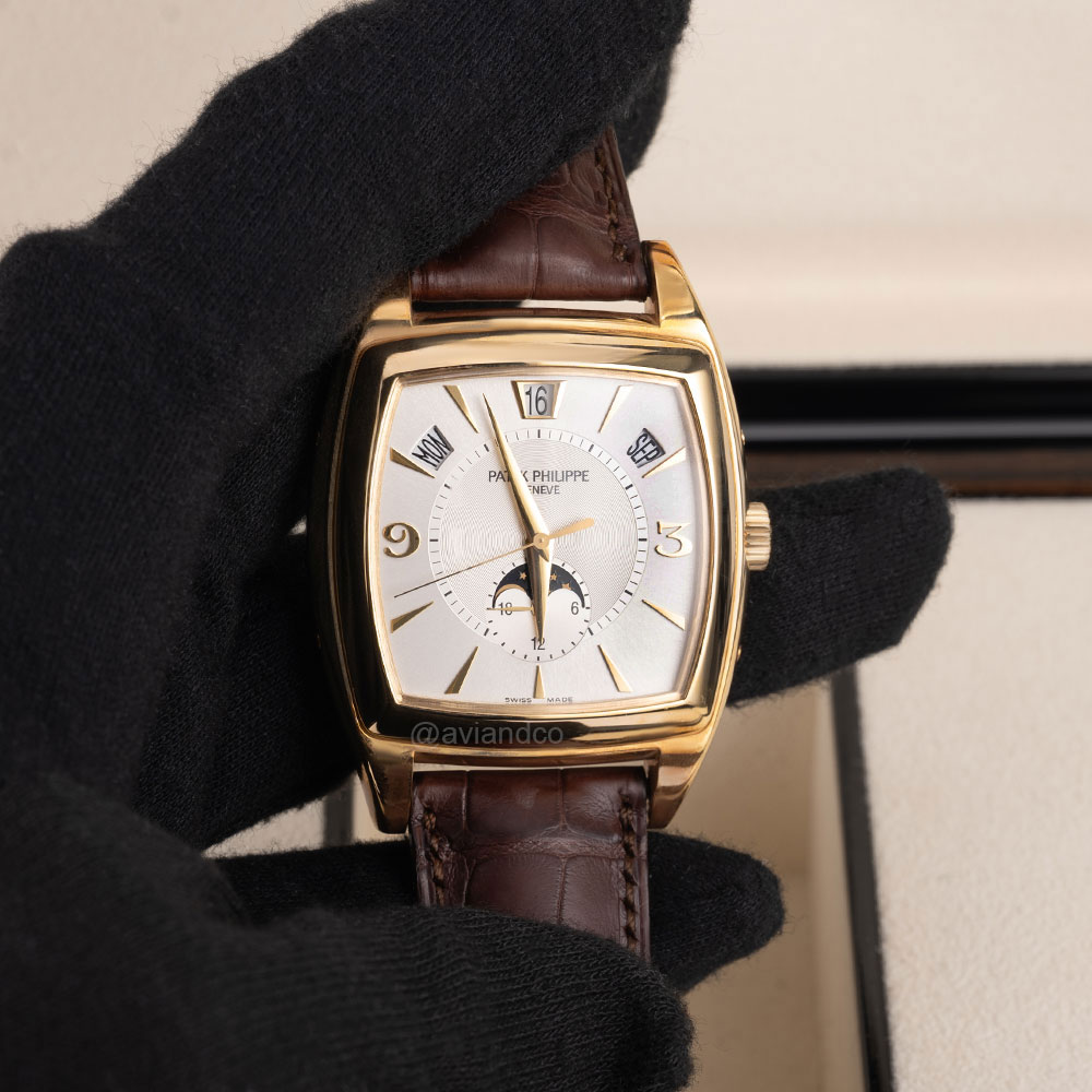 Patek Philippe Gondolo, 18K yellow gold, moon phase display
