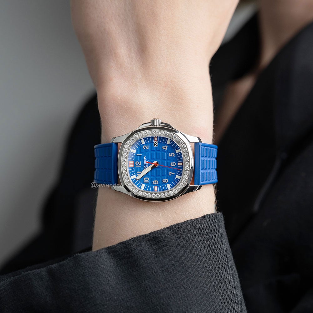 Patek Philippe Aquanaut Luce, Stainless Steel, Diamond Bezel, Blue Arabic Dial