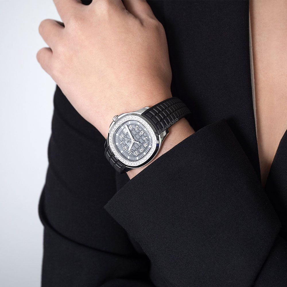 Patek Philippe Aquanaut, Stainless Steel, Black Dial, Diamond Bezel