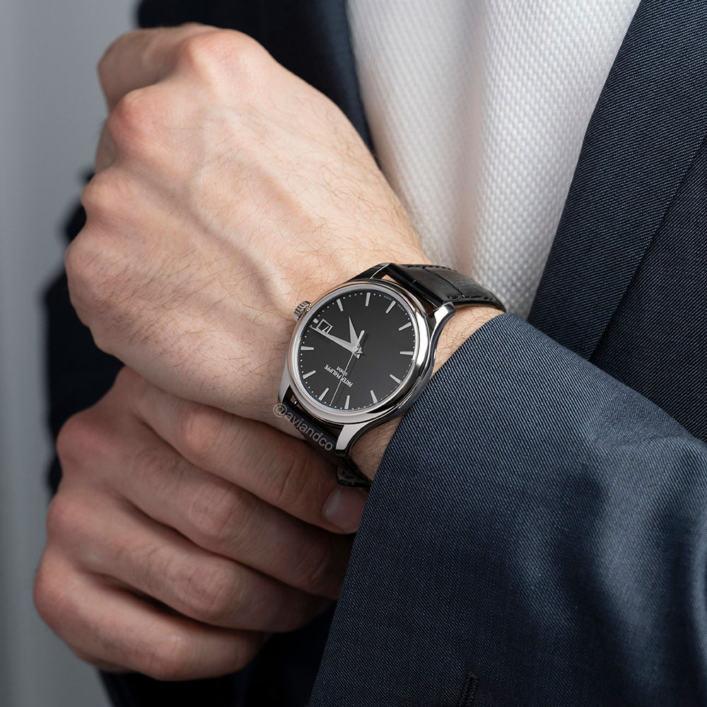 Patek Philippe Calatrava, 18K White Gold, Black Index Dial, 39 mm (2026)