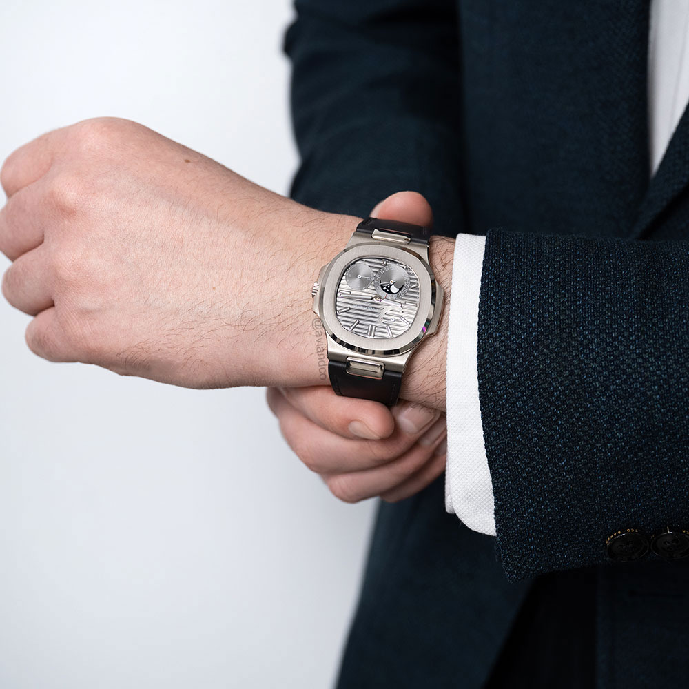 Patek Philippe Nautilus 5712G-001, 18K White Gold, Grey Dial