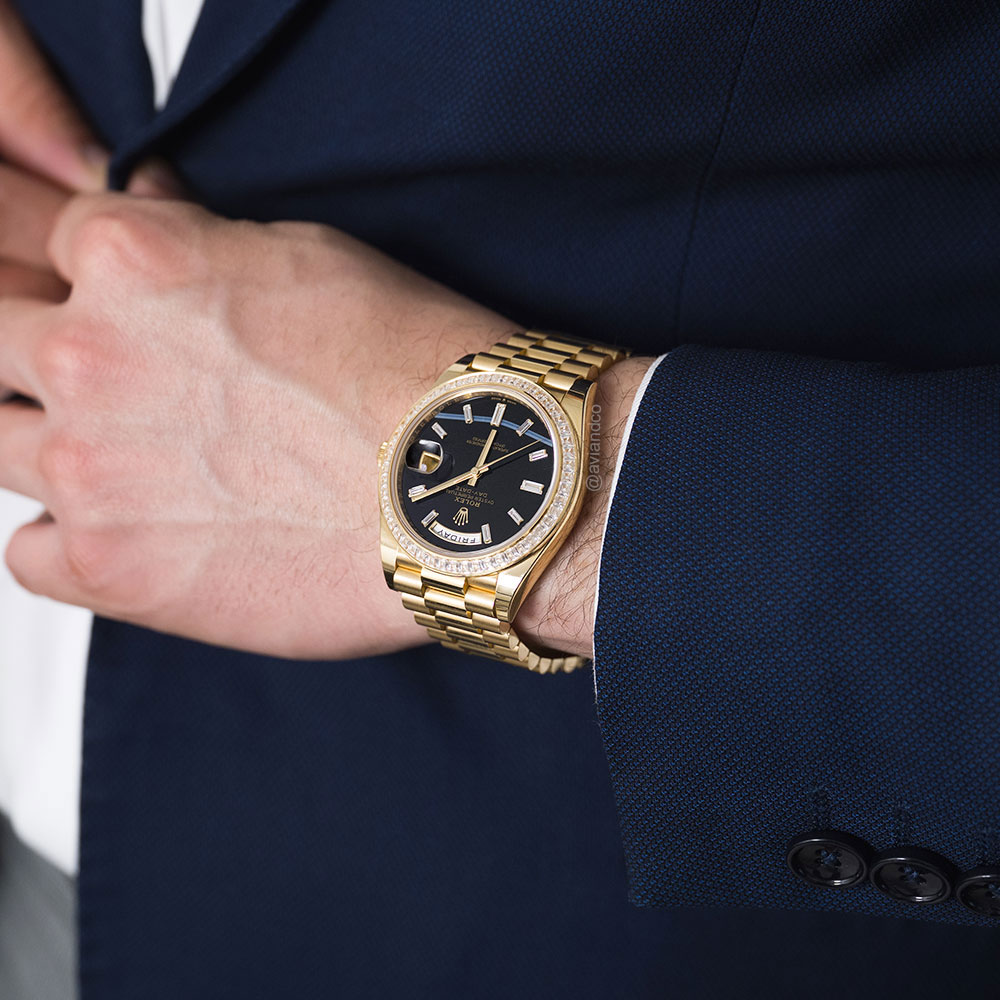 Rolex Day-Date 40, 18K yellow gold, onyx dial