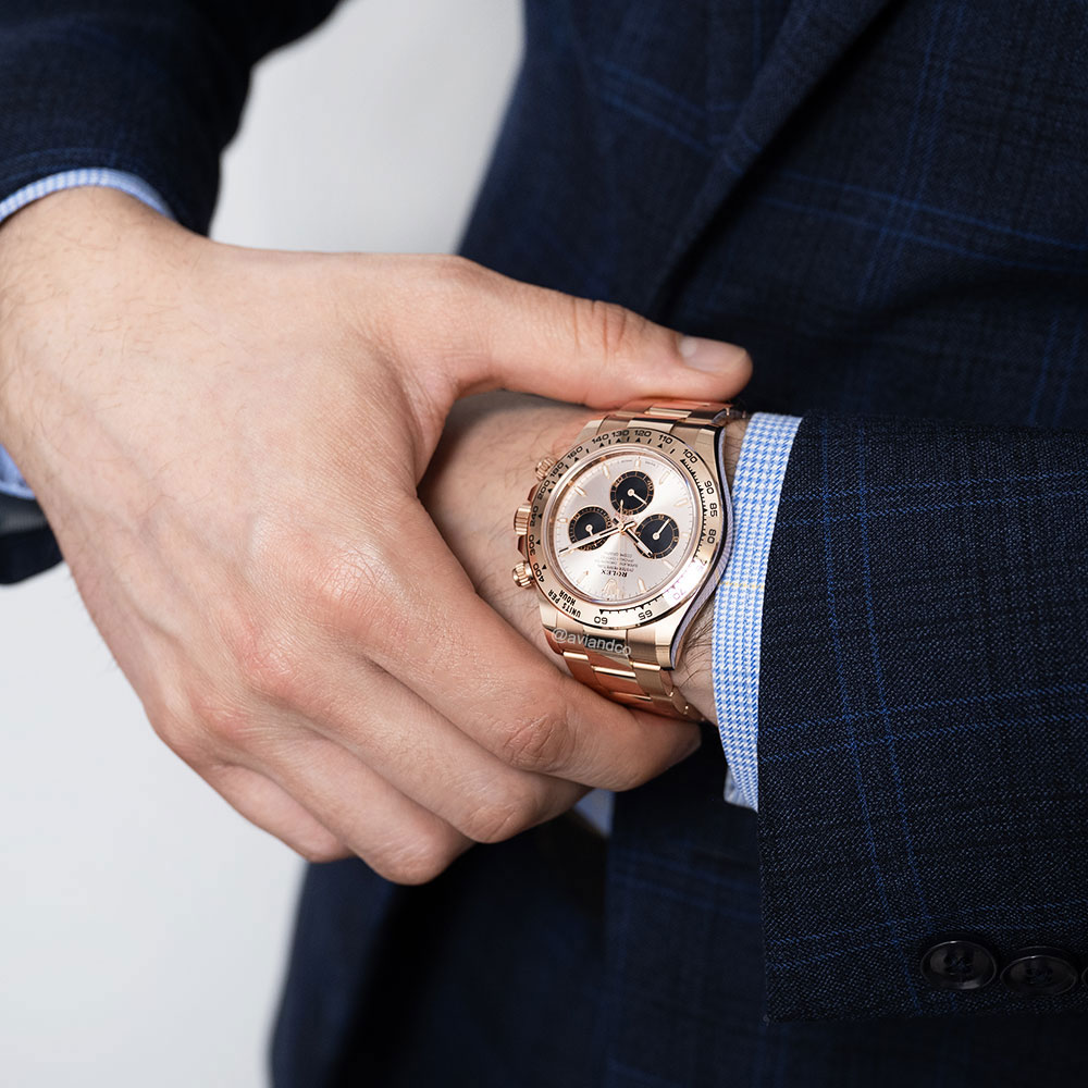 Rolex Daytona, 18K rose gold, sundust dial