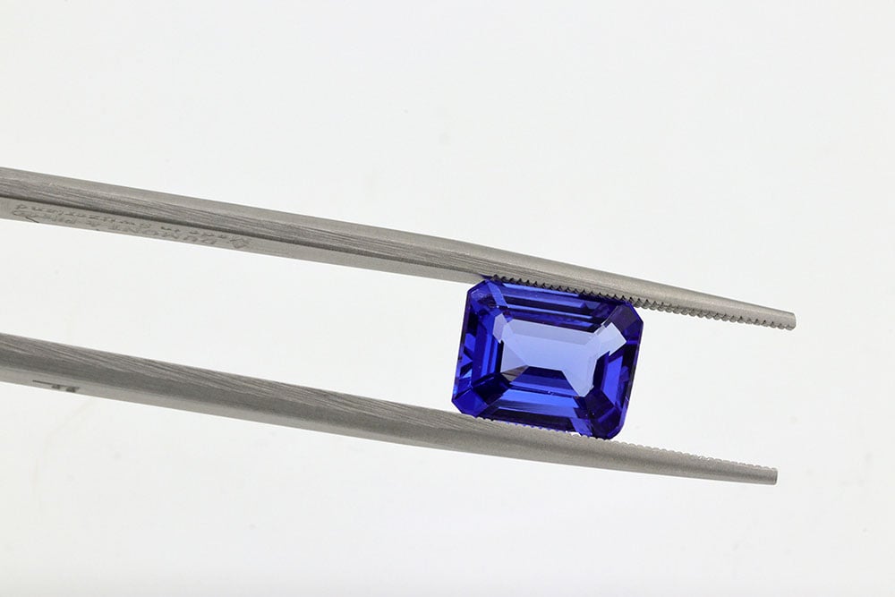 Emerald-cut sapphire